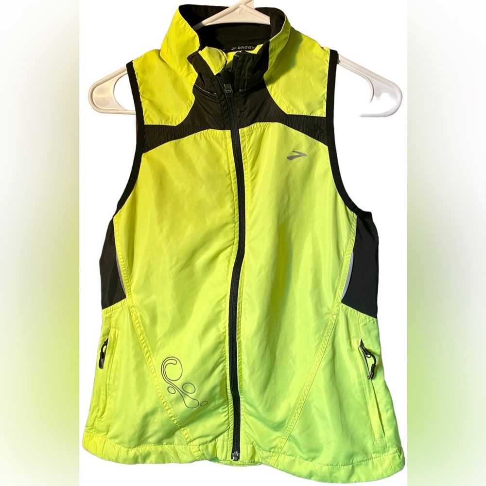 Brooks Reflective Yellow Vest Small cycling